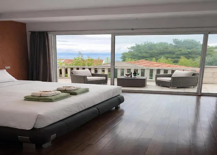 Luxury Garden 50m From The